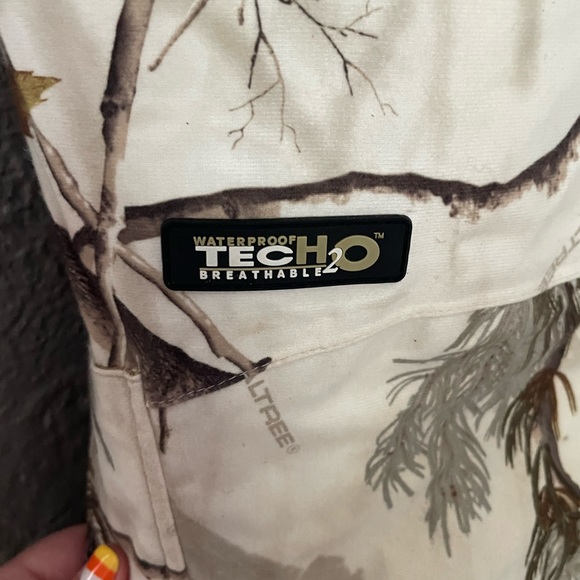 Guide Series size L snow camo bib - Picture 4 of 7